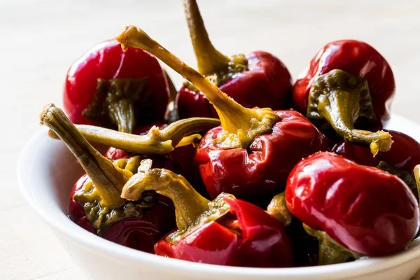 Kase salamura kiraz biber turşu.