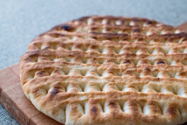 Türk Tirnak Pide veya pide 