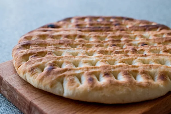 Türk Tirnak Pide veya pide 