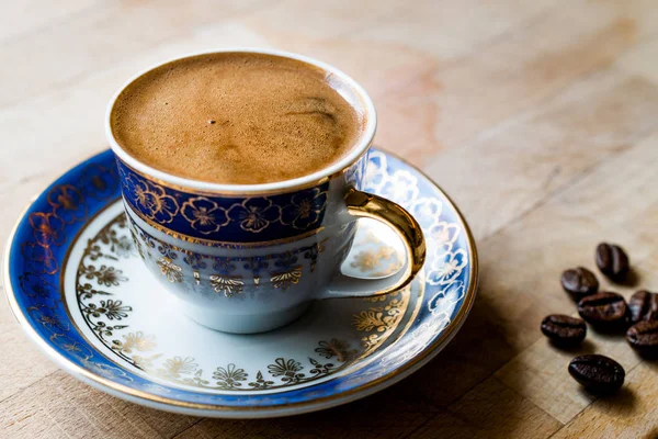 Café tradicional turco con frijoles . — Foto de Stock