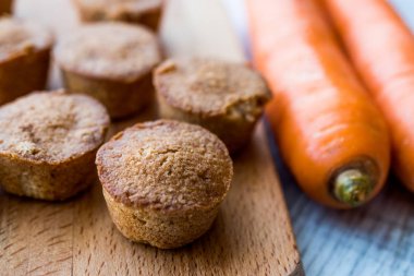 Mini Cakes with Carrot and Cinnamon.  clipart