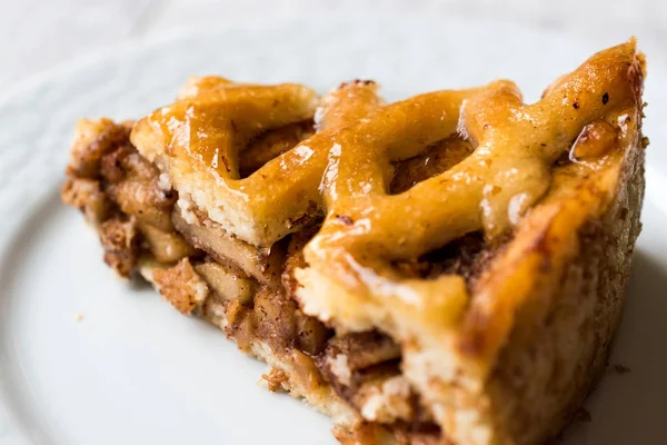 Postre de tarta de manzana orgánico casero — Stockfoto