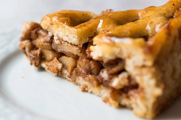 Postre de tarta de manzana orgánico casero — Stockfoto