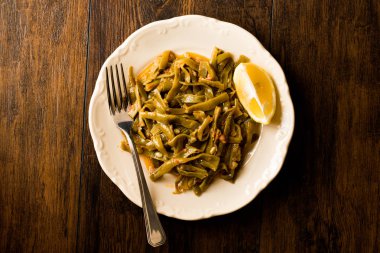 Yemek yeşil fasulye zeytinyağı ile / peynirli Fasulye.