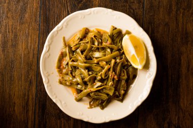 Yemek yeşil fasulye zeytinyağı ile / peynirli Fasulye.