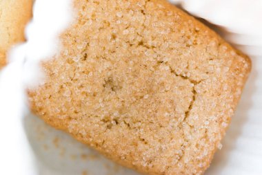 Danimarka kurabiyeleri kutusunda.