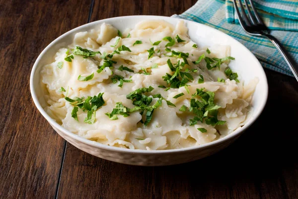 Caseiro Italiano Plain Ravioli Com Salsa — Fotografia de Stock