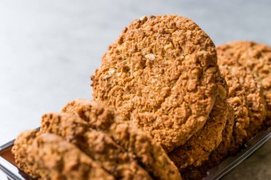 Susam, incir, tarçın, fıstık ve sunf ile yulaf ezmesi kurabiye yaptım