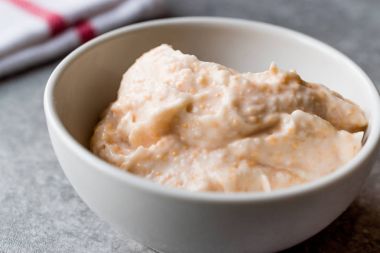 Balık yumurta Yapıştır Tarama yapılan havyar ile / Taramasalata