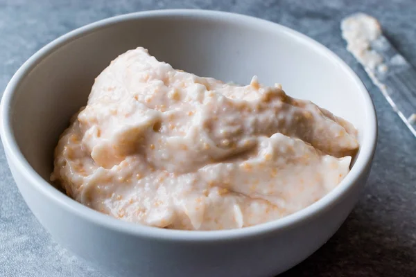 Pesce Pasta all'uovo Tarama fatto con caviale / Taramasalata — Foto Stock