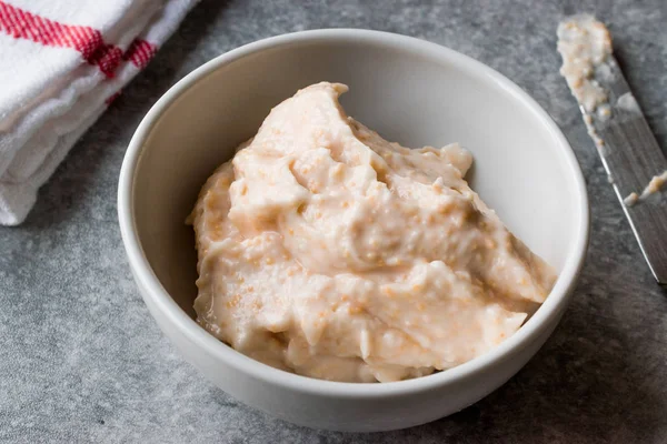 Balık yumurta Yapıştır Tarama yapılan havyar ile / Taramasalata