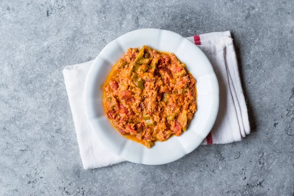 Türkisches Frühstück menemen / Rührei mit Tomatenmark — Stockfoto