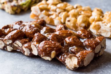 Organik badem, fındık ve fıstık bal ile hiçbir glikoz barlar.