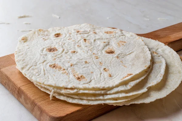 Hausgemachte mexikanische Tortillas für Tostada — Stockfoto