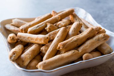 Anason tadı ile Türk pasta çıtır çubuk kraker