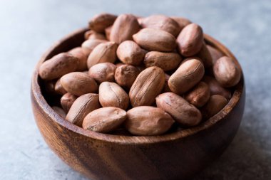 Organik ham fındık içi ahşap kase