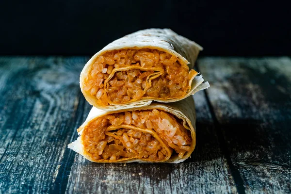 Healthy Vegan / Vegetarian Tortilla Wrap with Rice Pilaf on Wooden Surface. Organic Food. — Stock Photo, Image