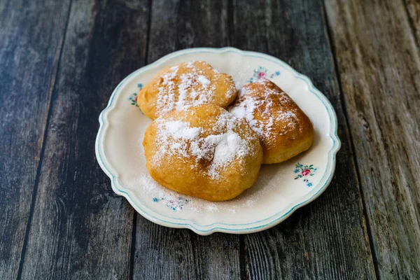 Mandazi Pouco Doce East African Street Food Picante Massa Donut — Fotografia de Stock