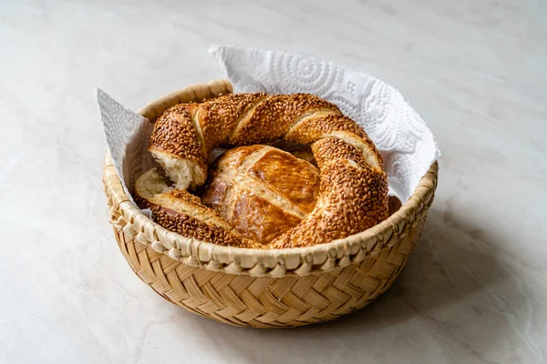 Turecké Pečivo Bagel Simit Pogaca Koši Tradiční Pekařské Jídlo Připraveno — Stock fotografie