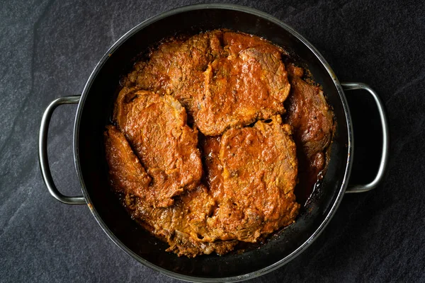 Домашний Медленный Приготовленный Мексиканский Стиль Мяса Говядины Томатным Соусом Пасты — стоковое фото