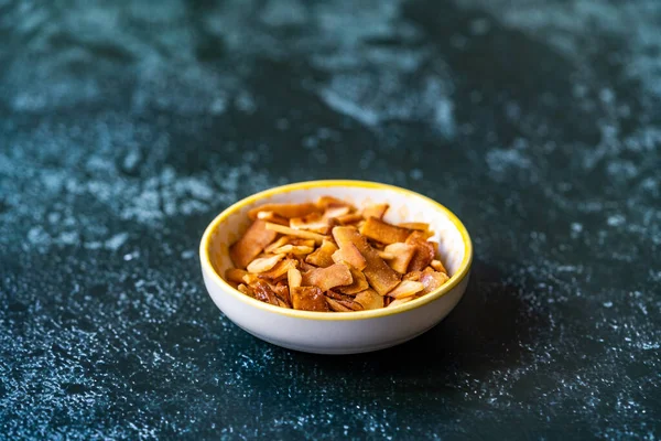 Chips Coco Torrado Orgânico Saudável Com Sabor Caramelo Lanches Caramelizados — Fotografia de Stock