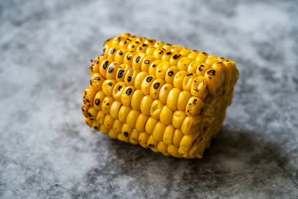 Plain Grilled Corn Cob Ready Eat Snack Appetizer Copy Space — Stock Photo, Image