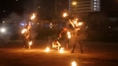 Circus Oyuncular eğitim. Ağır çekimde eylem.