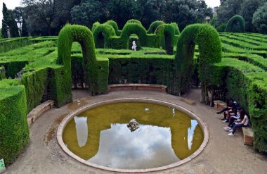 Barcelona mountain Park'ta