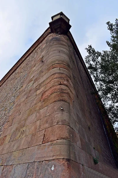 Pared del castillo de Montjuic — Foto de Stock