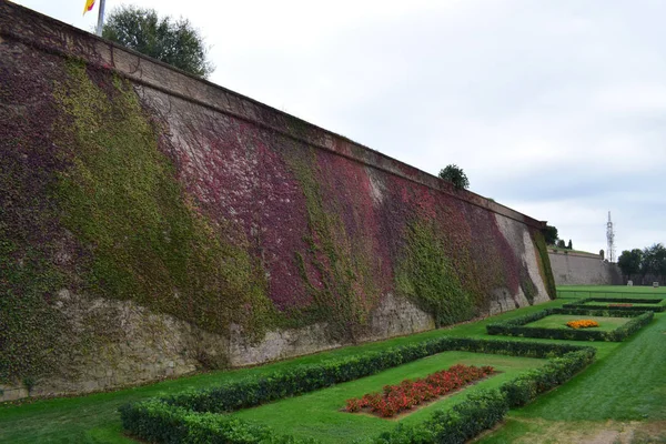 Jardines del Castillo de Monjuic — Foto de Stock