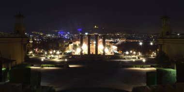 Konferans gece kaynağına su ve Plaza İspanya 