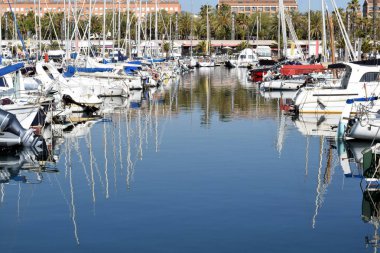 Yelkenli Yatlar Port