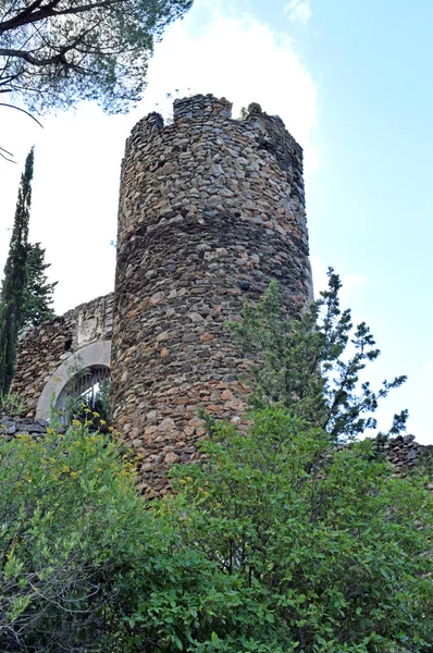 Castellnou, en liten personer av berg — Stockfoto