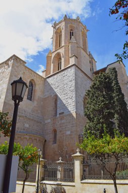 Tarragona İspanya ortaçağ mimarisi