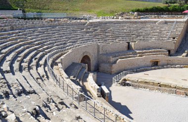 Tarragona İspanya ortaçağ mimarisi