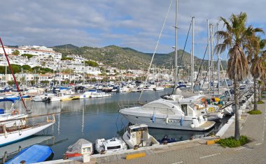 Port de Sitges, Barselona İspanya 'da tekneler