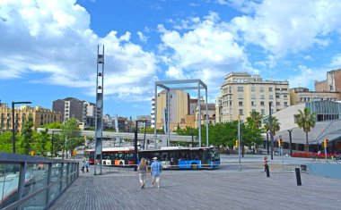  Plaza Lesseps Barselona 'daki şehir mobilyaları