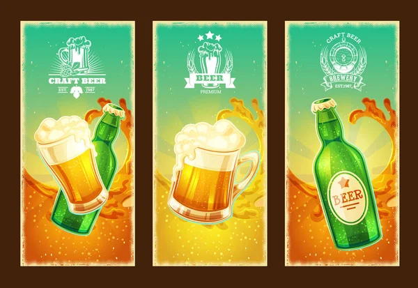 Gyűjteménye vektor elszigetelt rajzfilm bannerek szemüveges beer és üveg — Stock Vector