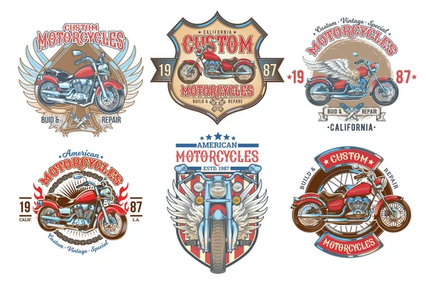 Set de insignias vintage de color vectorial, emblemas con una motocicleta personalizada — Vector de stock