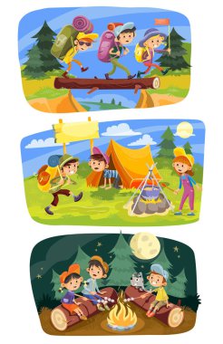Çocuklar kamp vektör konsept illüstrasyon yaz. Gençler grup gitmek hiking, doğa ile sırt çantaları, dinlenme açık, aşçı gıda, kızarmış hatmi akşam kamp ateşi üzerinde. Üç yatay afiş kümesi