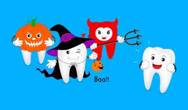 Komik sevimli çizgi diş karakterler.