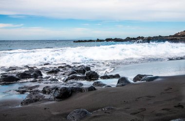 Playa la Arena siyah volkanik kum plaj