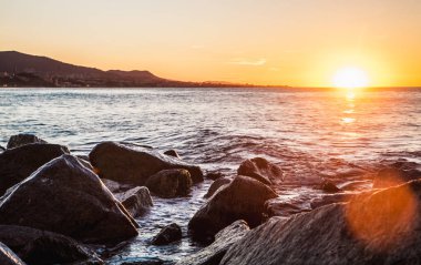 Denizin Üzerinde Gün Doğumu
