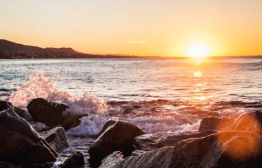 Denizin Üzerinde Gün Doğumu