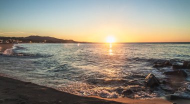 Denizin Üzerinde Gün Doğumu