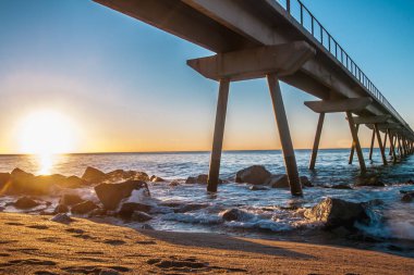 Denizin Üzerinde Gün Doğumu