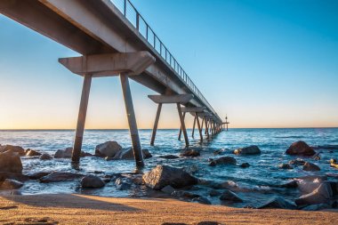 Denizin Üzerinde Gün Doğumu
