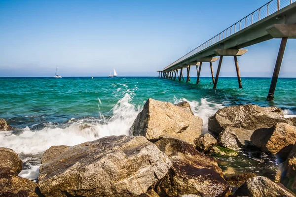 Deniz kıyısında Badalona — Stok fotoğraf