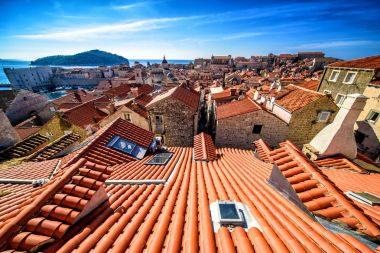 Hırvatistan, Hırvatistan sahil, deniz ve dağların güzel manzara. Dubrovnik Panoraması