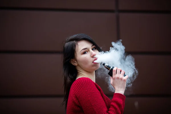 Vape Teenager Young Pretty White Caucasian Girl Red Sweater Smoking — Stockfoto